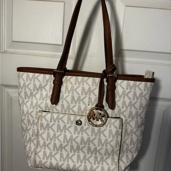Michael Kors Cream and Brown Signature Tote - Picture 2 of 9
